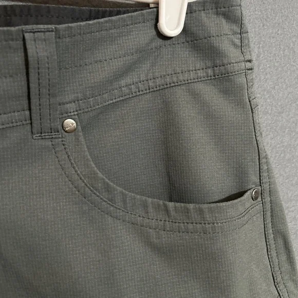 Kuhl Silencr Kargo Shorts Mens 35 Gray Hiking Outdoors Stretch Travel Logo - Picture 3 of 11